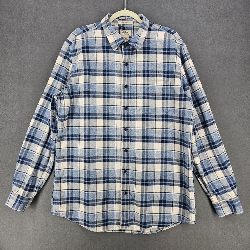 LL Bean Shirt Mens LT Blue Plaid Flannel Slightly Fitted Long Sleeve 500961